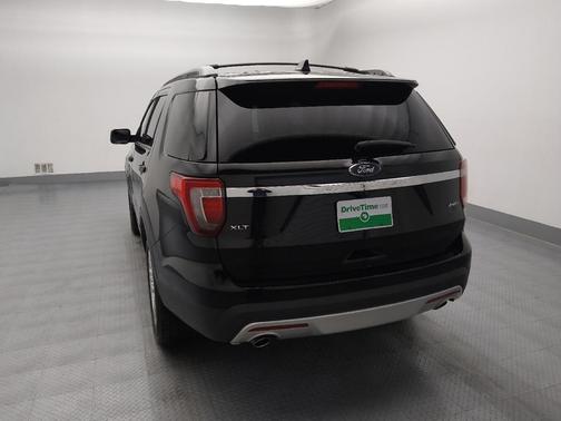 Shadow Black 2016 Ford Explorer XLT