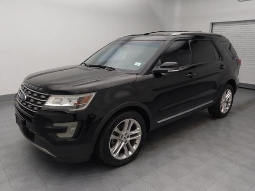 Shadow Black 2016 Ford Explorer XLT