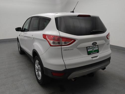 White 2015 Ford Escape SE
