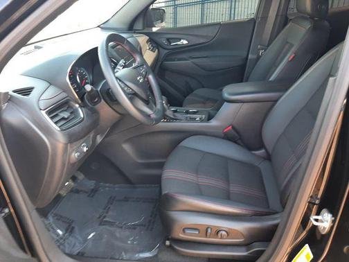 Mosaic Black Metallic 2023 Chevrolet Equinox FWD RS