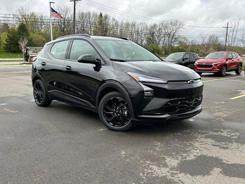 Mosaic Black Metallic 2027 Chevrolet Bolt RS FWD