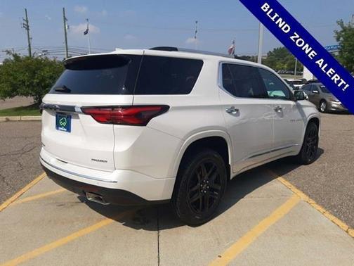 2022 Chevrolet Traverse Premier