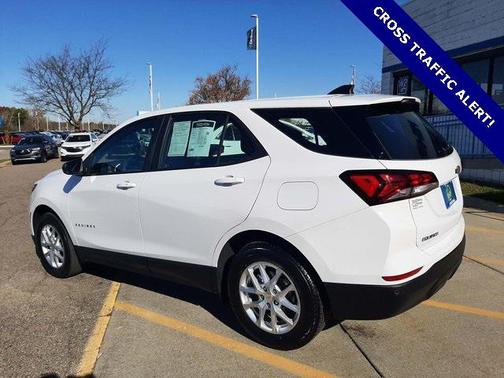 2023 Chevrolet Equinox LS