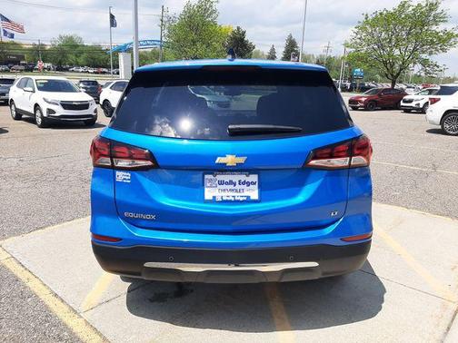 Riptide Blue Metallic 2024 Chevrolet Equinox 1LT