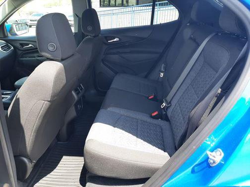 Riptide Blue Metallic 2024 Chevrolet Equinox 1LT