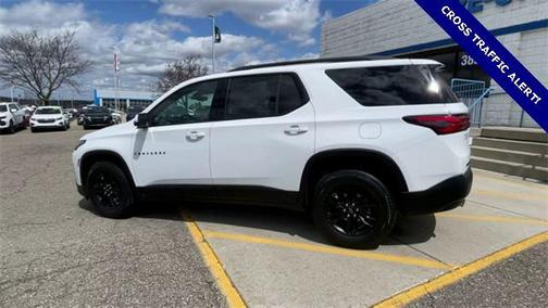 2022 Chevrolet Traverse LT Cloth