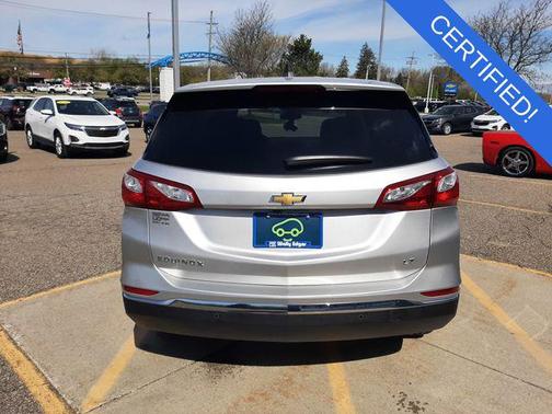Silver Ice Metallic 2021 Chevrolet Equinox 1LT