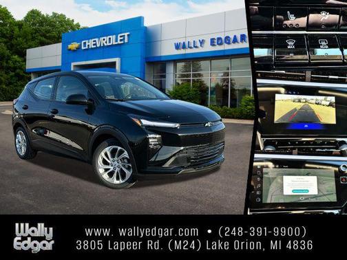 Mosaic Black Metallic 2027 Chevrolet Bolt LT