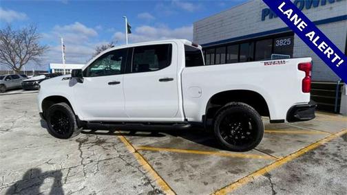 2023 Chevrolet Silverado 1500 Custom Trail Boss