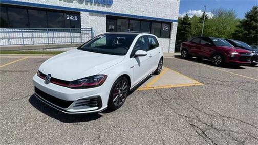 2019 Volkswagen Golf GTI 2.0T S 4-Door