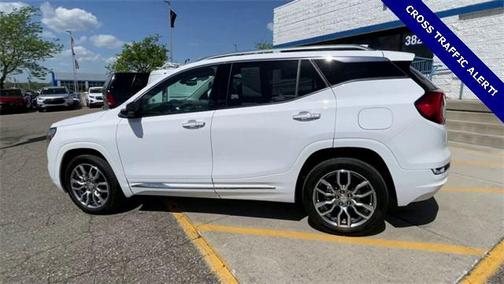 2023 GMC Terrain Denali