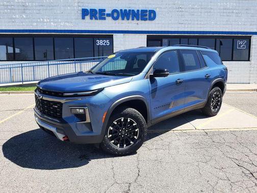 Lakeshore Blue Metallic 2024 Chevrolet Traverse AWD Z71