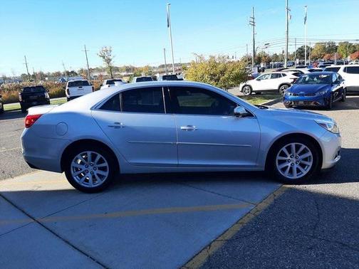 2015 Chevrolet Malibu 2LT