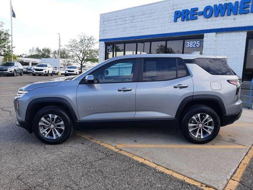 Sterling Gray Metallic 2025 Chevrolet Equinox 1LT