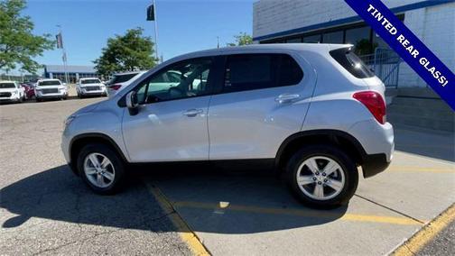 2022 Chevrolet Trax LS
