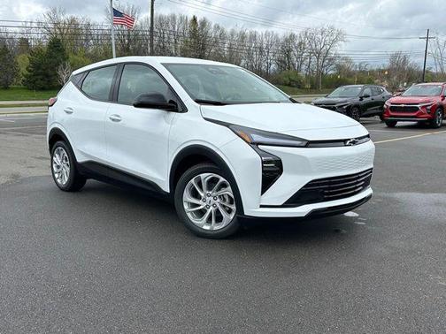 Summit White 2027 Chevrolet Bolt LT FWD
