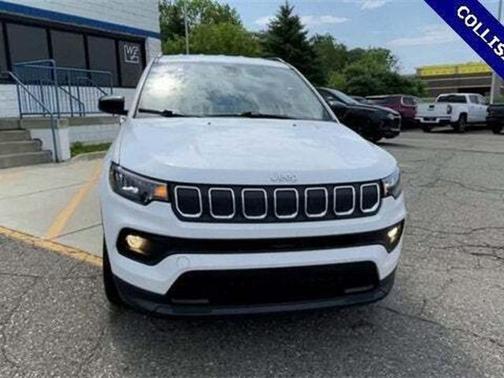 2022 Jeep Compass Latitude Lux