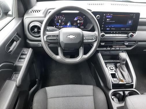 Sterling Gray Metallic 2024 Chevrolet Colorado WT