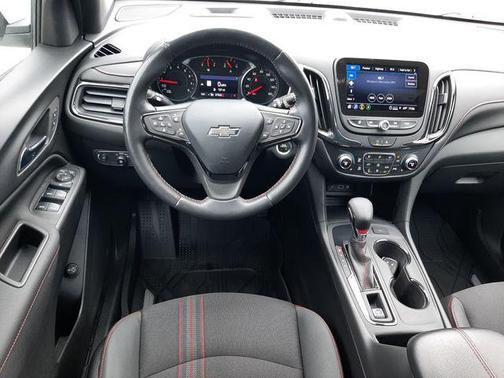 Summit White 2022 Chevrolet Equinox FWD RS
