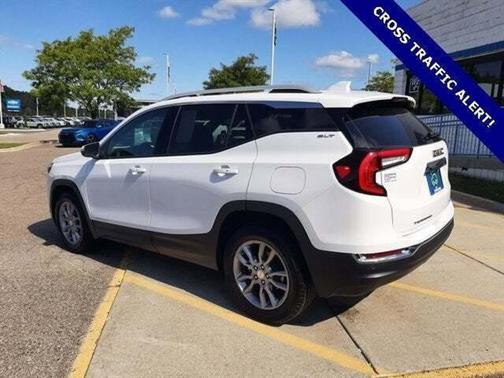 2022 GMC Terrain SLT