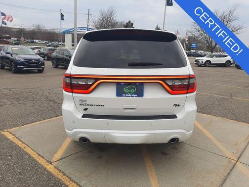 White Knuckle Clearcoat 2023 Dodge Durango R/T Plus AWD
