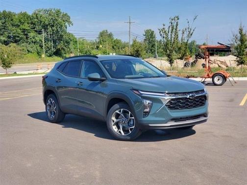 2025 Chevrolet Trax LT