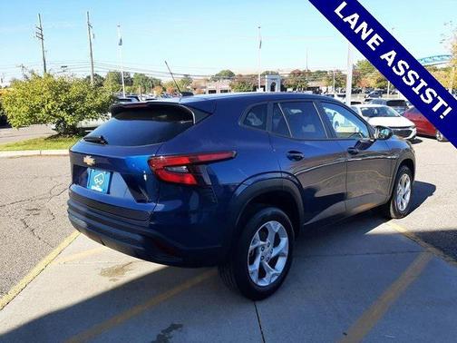 2024 Chevrolet Trax LS