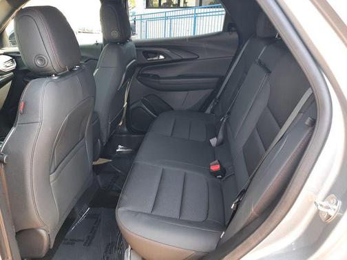 Sterling Gray Metallic 2023 Chevrolet Trailblazer RS