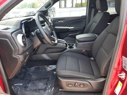 Radiant Red Tintcoat 2024 Chevrolet Colorado LT