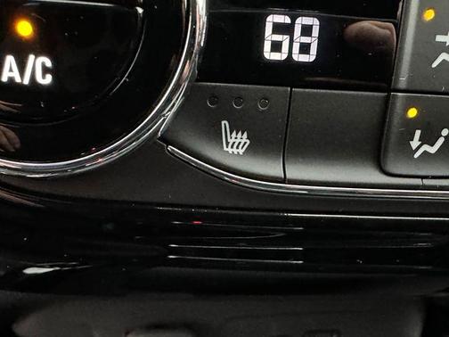 Mosaic Black Metallic 2026 Chevrolet Trax FWD 2RS