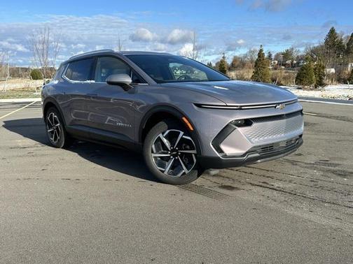 2026 Chevrolet Equinox EV 2LT