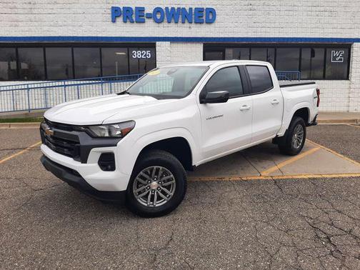 Summit White 2023 Chevrolet Colorado LT