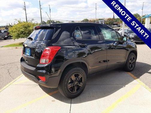2022 Chevrolet Trax LS