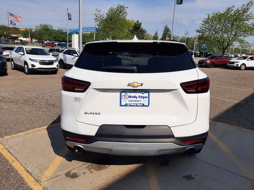 Summit White 2023 Chevrolet Blazer 3LT
