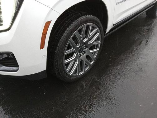 2025 GMC Yukon XL Denali Ultimate