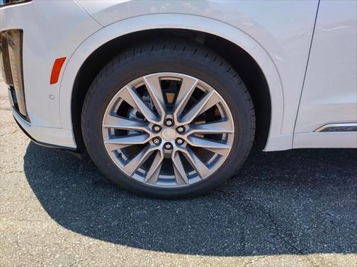 2025 Cadillac XT6 Premium Luxury AWD