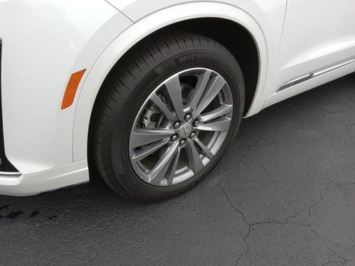 2024 Cadillac XT6 Premium Luxury AWD