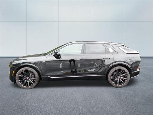 2025 Cadillac LYRIQ Sport
