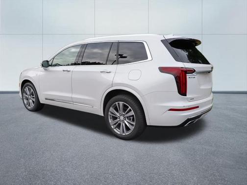 2022 Cadillac XT6 Premium Luxury AWD