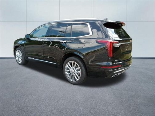 2022 Cadillac XT6 Premium Luxury AWD