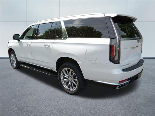 Crystal White Tricoat 2023 Cadillac Escalade ESV Premium Luxury