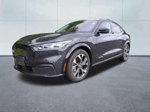 2022 Ford Mustang Mach-E Premium
