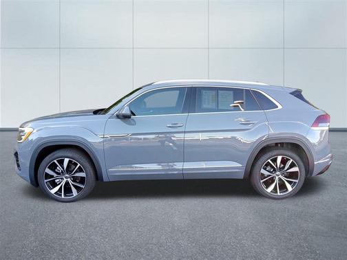 2025 Volkswagen Atlas Cross Sport 2.0T SEL Premium