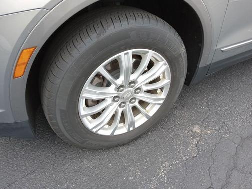 Bronze Dune Metallic 2018 Cadillac XT5 Base