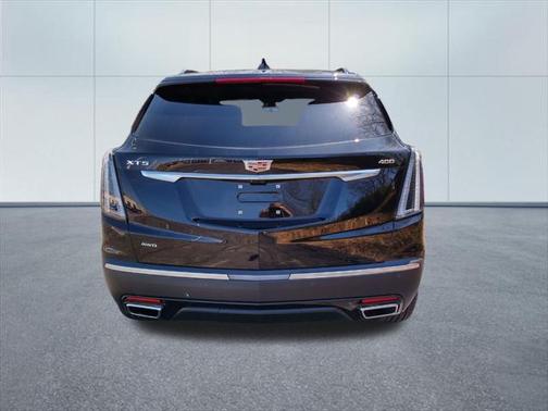 2025 Cadillac XT5 Sport