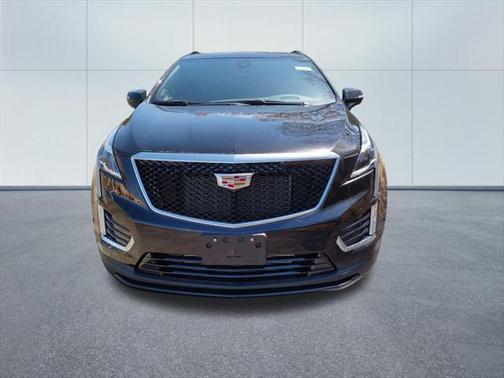 2025 Cadillac XT5 Sport