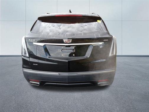2022 Cadillac XT5 Sport