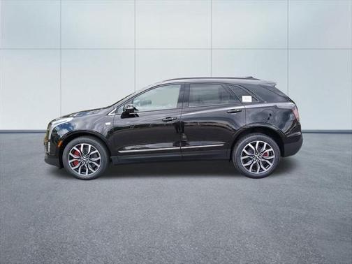 2025 Cadillac XT5 Sport