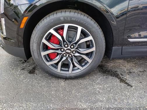 2025 Cadillac XT5 Sport