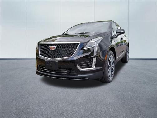 2025 Cadillac XT5 Sport